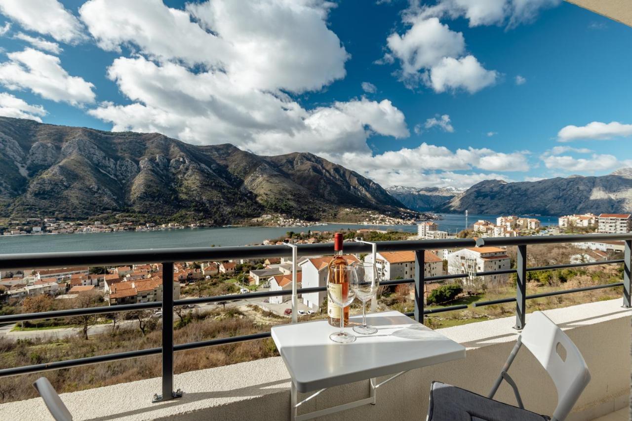 Lana Sea View Apartment Kotor Dış mekan fotoğraf